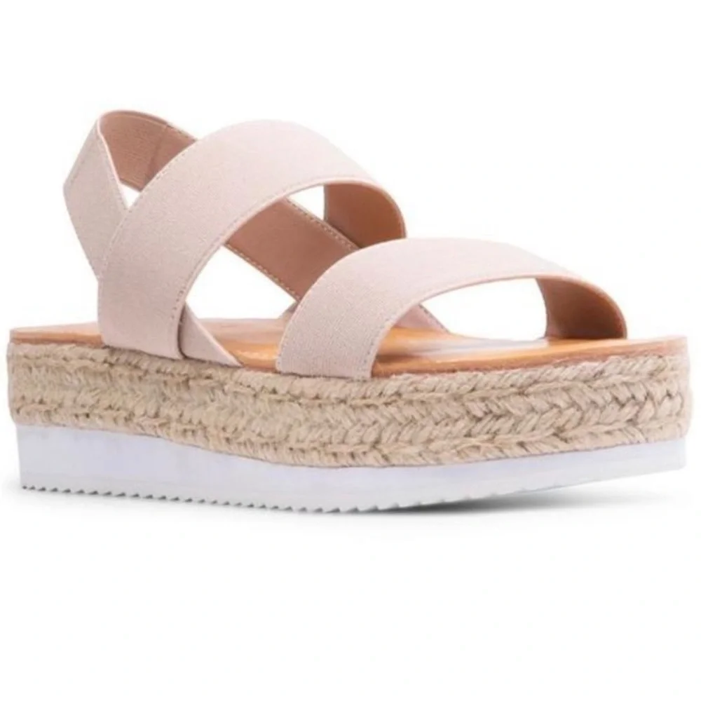 EUC‎ Madden Girl Size 7.5 Women's Tan Platform Sandals